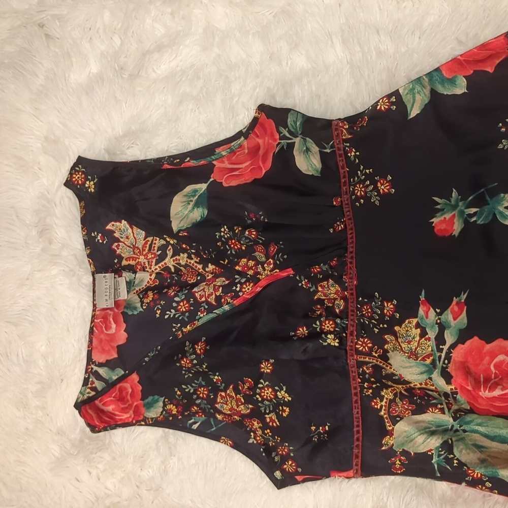Kim Rogers Intimate Night Dress Long Black with Red Rose Pattern size Small